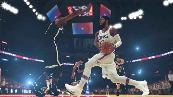 NBA2K20急停变线攻略